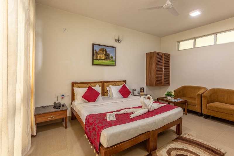 Hotel Mayura Pinetop - Nandi Betta - Hotel Mayura Pinetop - Nandi Betta Nandi Hills, Karnataka 562103, India