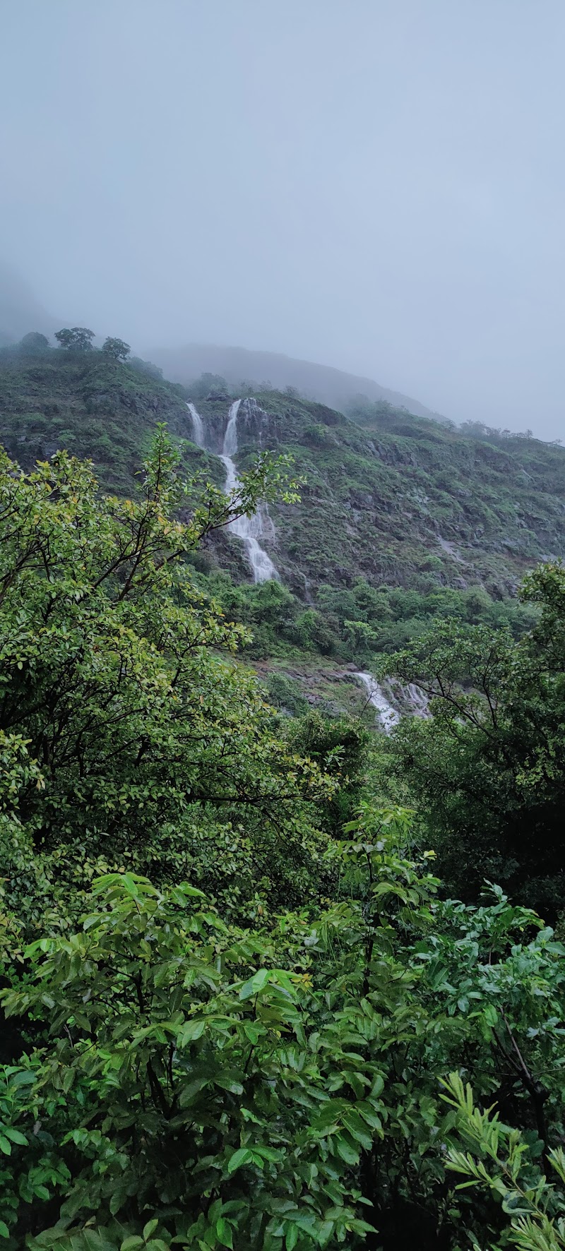 Tamhini Ghat Waterfall - Tamhini Ghat Waterfall, CCF3+9V8, Dasave, Tamhini, Maharashtra 402305, India