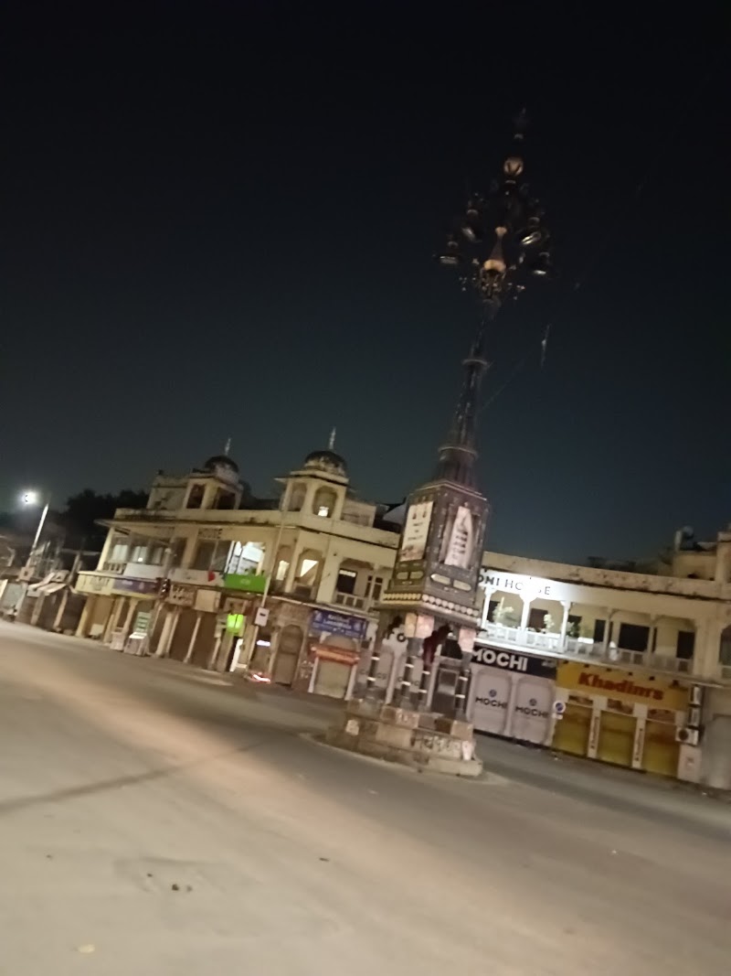 Panch Batti Parking Area - Panch Batti Parking Area 184, Mirza Ismail Rd, C-Scheme, C Scheme, Gopalbari, Jaipur, Rajasthan 302001, India
