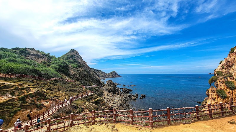 Con đường đi bộ ven biển Eo Gió - Con đường đi bộ ven biển Eo Gió, Unnamed Road, Hưng Lương, Quy Nhơn Đông, Gia Lai, Vietnam