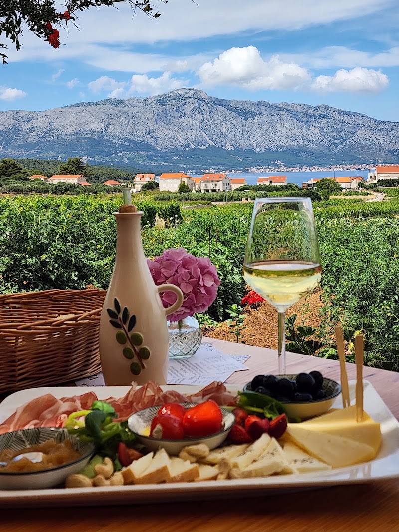 Vitis Winery - Vitis Winery, Lumbarda 474, 20263, Lumbarda, Croatia