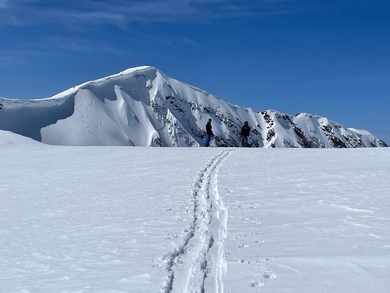 SnowAdventure Gulmarg Kashmir - SnowAdventure Gulmarg Kashmir Gul a, army museum, seum, Gulmarg, 193403