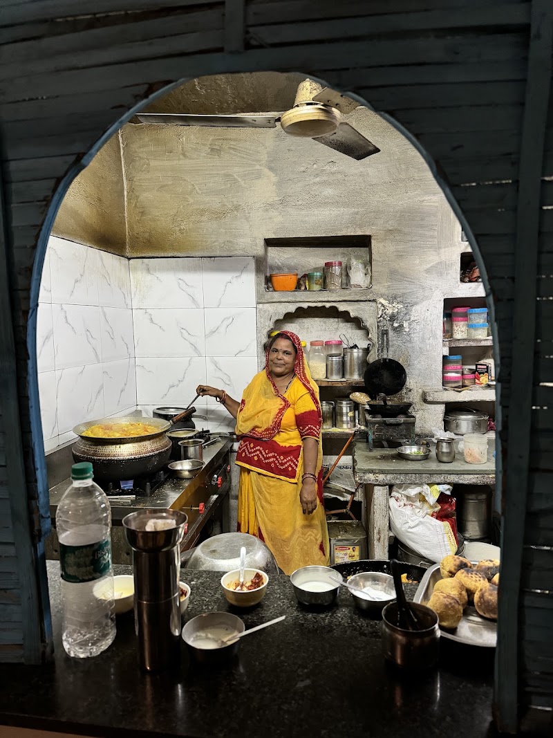 Marwadi Bhojanalaya The Royal Taste Of Marwar - Marwadi Bhojanalaya The Royal Taste Of Marwar 3, Gangaur Ghat Marg, Jagdish Chowk, Silawatwari, Udaipur, Rajasthan 313004, India