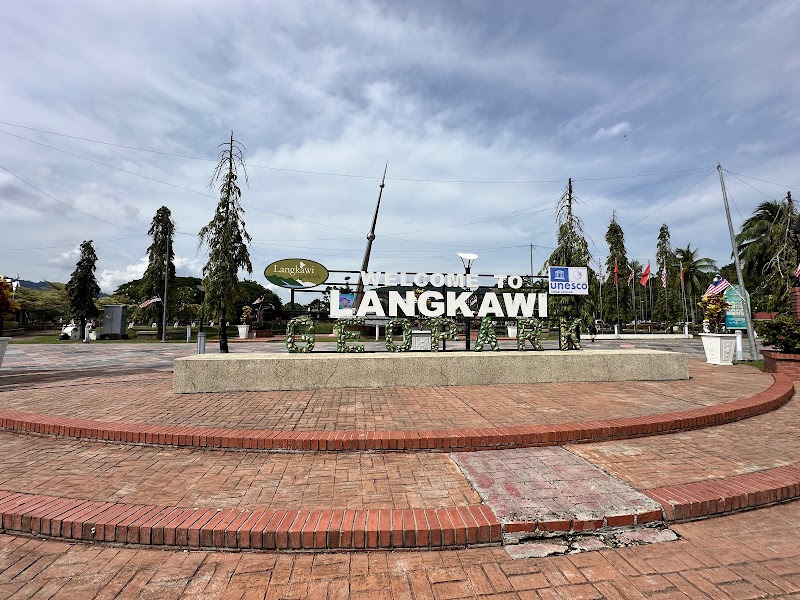 Eagle Square - Eagle Square, Kuah, 07000 Langkawi, Kedah, Malaysia
