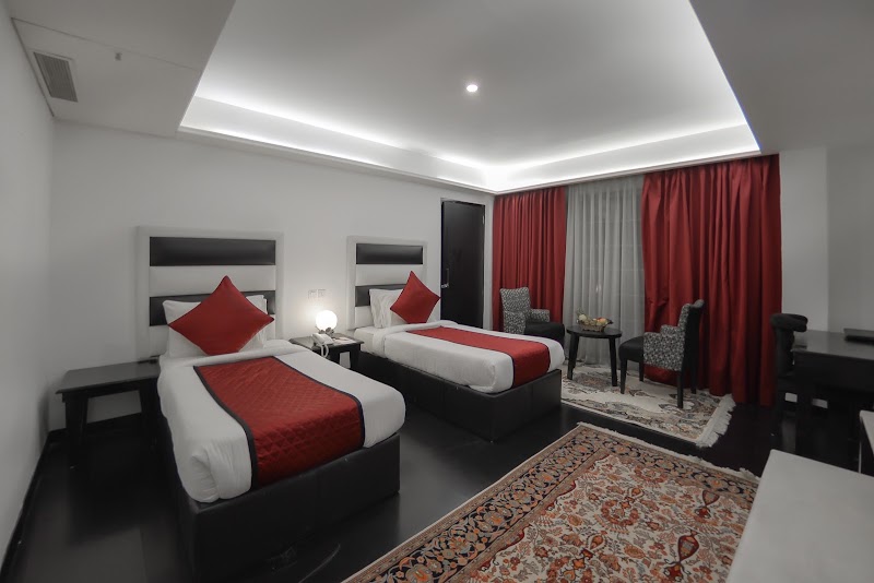 Hotel Rose Petal - Hotel Rose Petal, 56, near joggers park, Rajbagh, Srinagar, 190008