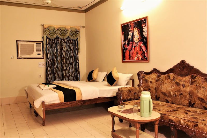 Hotel Marudhar - Hotel Marudhar, PBM Hospital Road, Ambedkar Cir, Bikaner, Rajasthan 334001, India