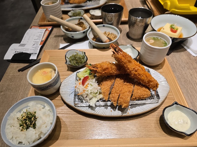 Pinnada Taipei Songshan Station Branch - Pinnada Taipei Songshan Station Branch 110, Taiwan, Taipei City, Xinyi District, Yongji Village, Songshan Rd, 11號CITYLINK松山壹號店1F