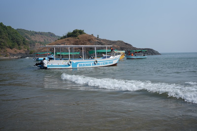 Tarkarli devbag Sulochana boating, deep sea scuba diving services - Tarkarli devbag Sulochana boating, deep sea scuba diving services, Tarkarli Rd, near avisa nila beach resort, Devbag, Malvan, Maharashtra 416606, India