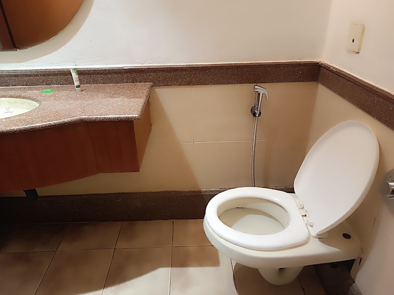 निरुला होटल - निरुला होटल C -135, Amaltash Marg, C Block, Sector 2, Noida, Uttar Pradesh 201301, India