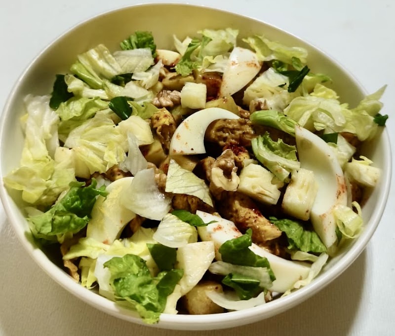The Salad Studio, Healthy rooftop restaurant - The Salad Studio, Healthy rooftop restaurant 4th Floor, 12, Pragathi mansion, 60 Feet Rd, near Jyoti Nivas College Road, KHB Colony, 5th Block, Koramangala, Bengaluru, Karnataka 560095, India