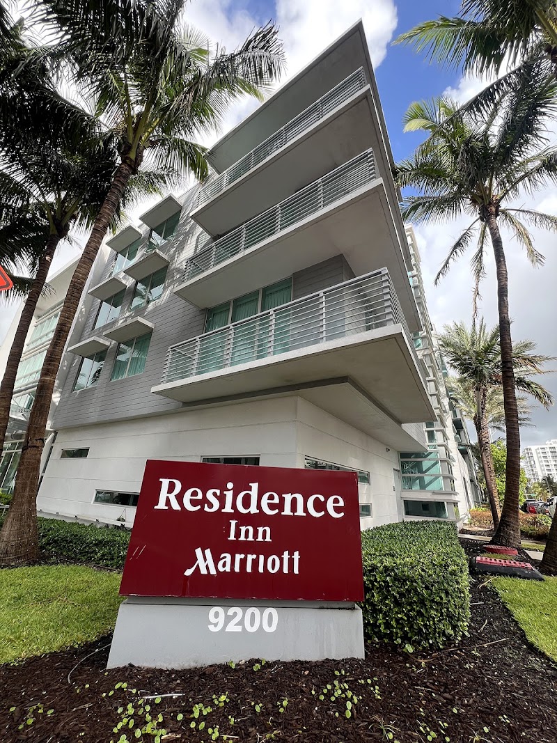 Residence Inn by Marriott Miami Beach Surfside - Residence Inn by Marriott Miami Beach Surfside 9200 Collins Ave, Surfside, FL 33154, USA