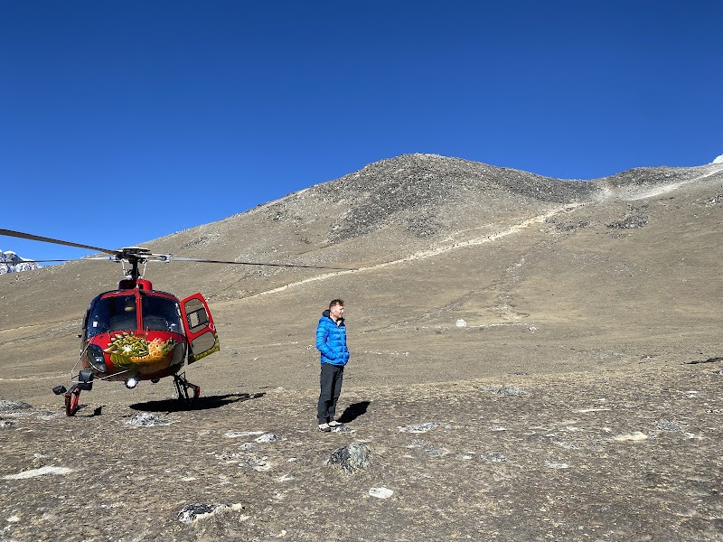 Everest Base Camp Helipad - Everest Base Camp Helipad 2V33+24J, Everest Base Camp Trail, Khumjung 56000, Nepal
