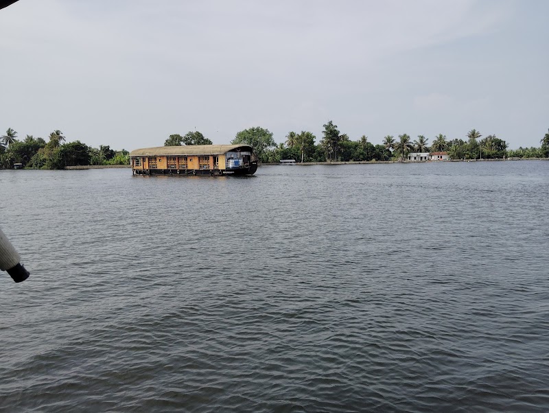 Kerala trip planner - Kerala trip planner, Gumathore Odatha Rd, Gumathore Odatha, Anavathil, Jubilee Nagar, Veli, Kochi, Kerala 682001, India