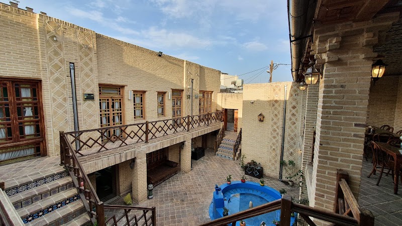 Dadamaan Hotel
