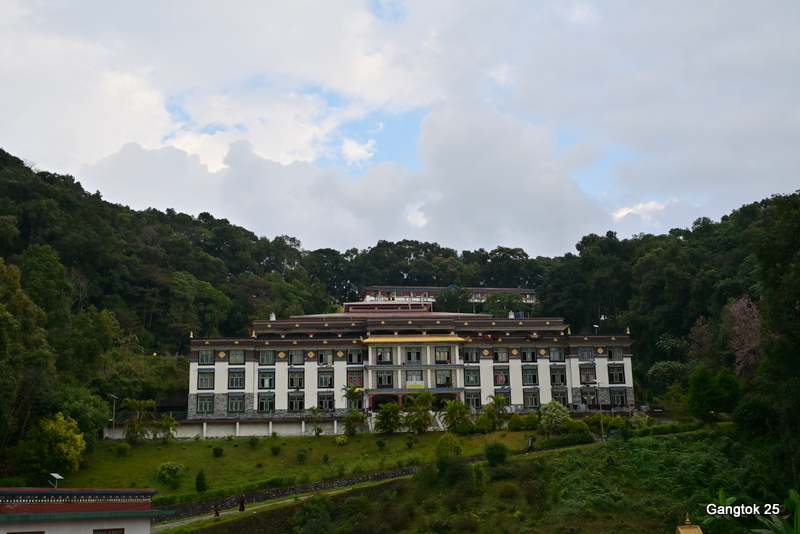 Lingdum Zurmang Kagyu Monastery - Lingdum Zurmang Kagyu Monastery 8HJJ+863, Gangtok, Sikkim 737102, India