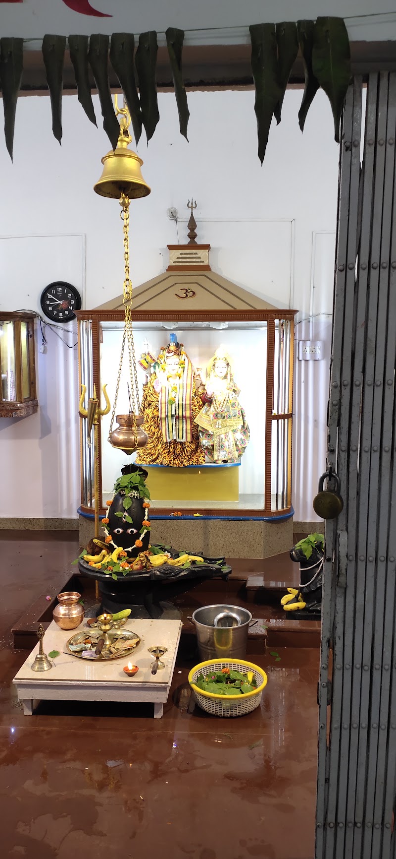 Shiv Mandir Amariyapara Parsada (se.) - Shiv Mandir Amariyapara Parsada (se.), Unnamed Road, X8CW+WC8, Gondadih, Parsada, Chhattisgarh 495663, India