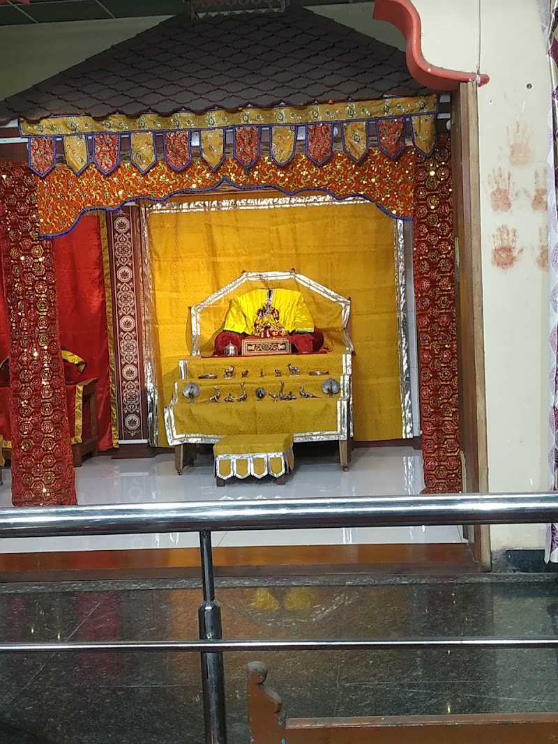 Shree Gokulchandramaji Haveli Trust - Shree Gokulchandramaji Haveli Trust, Budhapara, 6JPM+R9G, Sadar Bazar, Raipur, Chhattisgarh 492001, India