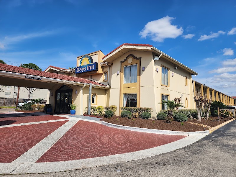 Days Inn by Wyndham Houston