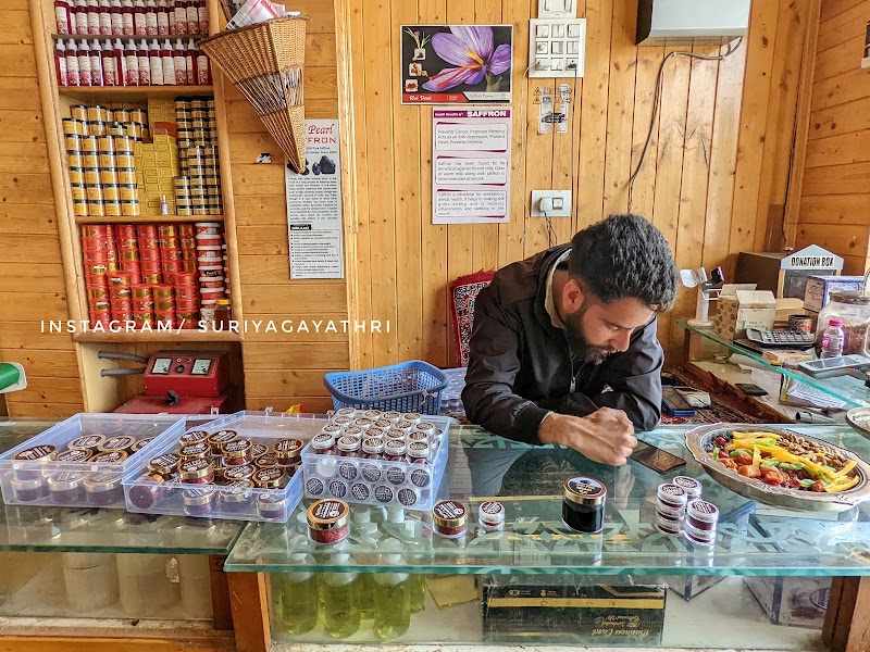 Red Pearl Saffron - Red Pearl Saffron, NH44, Lethipora, pampore, 192122