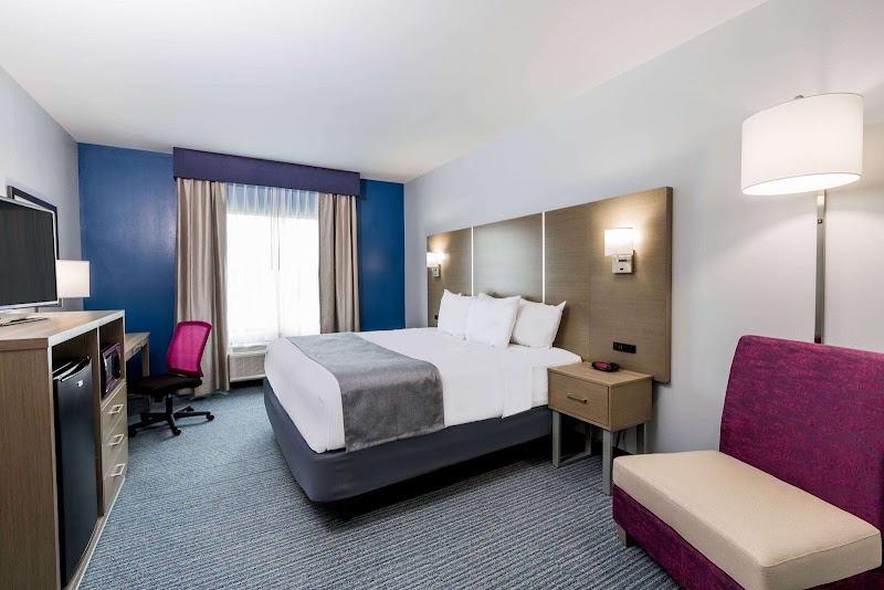Days Inn & Suites by Wyndham Houston NW Cypress - Days Inn & Suites by Wyndham Houston NW Cypress 10650 Huffmeister Rd, Houston, TX 77065, USA