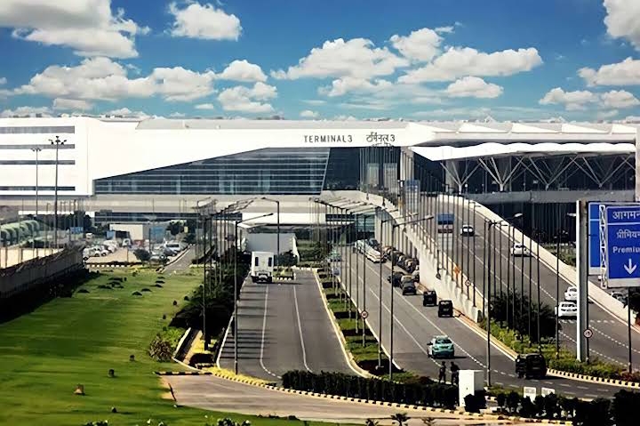 Indira Gandhi International Airport - Indira Gandhi International Airport New Delhi, Delhi 110037, India