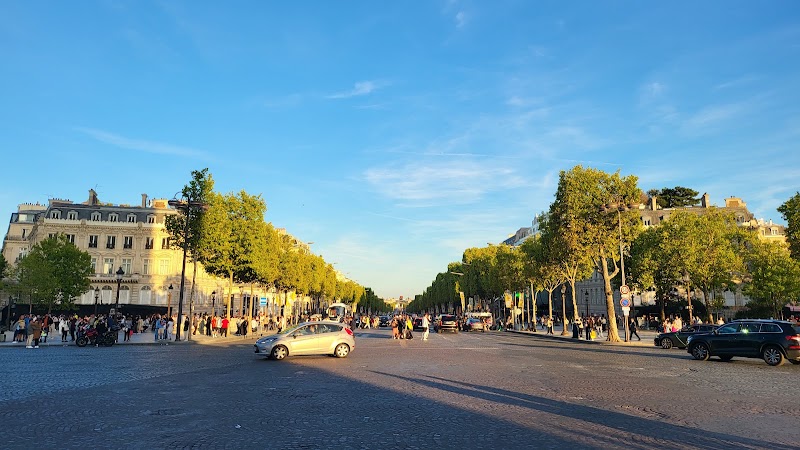 Charles de Gaulle-Etoile - Charles de Gaulle-Etoile 75017 Paris, France
