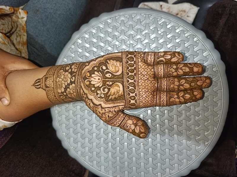 Shradha mehendi art - Shradha mehendi art, Bapu nagar, Zone 2, sector 11, Janjgiri, Khursipar, Durg, Chhattisgarh 490011, India