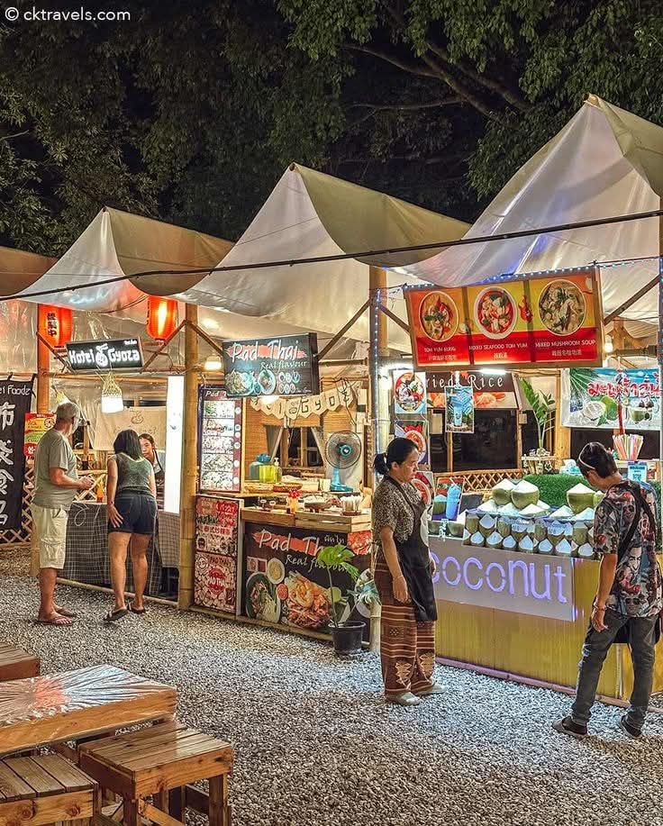 Chatuchak market-weekend only