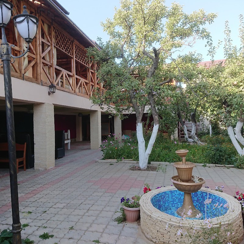 Guest House Albatros - Guest House Albatros, 191 Sovetskaya St, Cholpon-Ata 722100, Kyrgyzstan