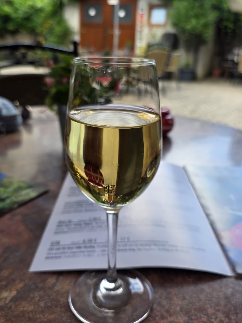 Weingut Hommes - Weingut Hommes, Moselstraße 41, 56814 Ernst-Valwigerberg, Germany