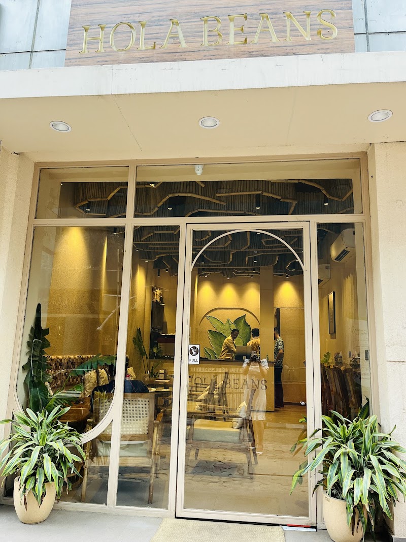 Cafe Hola Beans