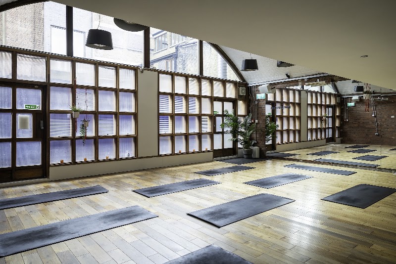 FRAME Shoreditch - FRAME Shoreditch, 29 New Inn Yard, London EC2A 3EY, UK