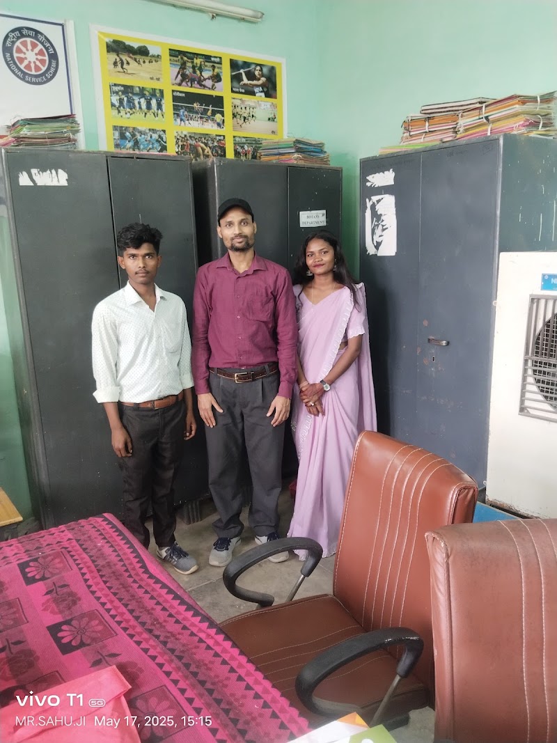 Virangana Avanti Bai Government College Chhuikhadan - Virangana Avanti Bai Government College Chhuikhadan, SH 5, Chhuikhadan, Chhattisgarh 491885, India