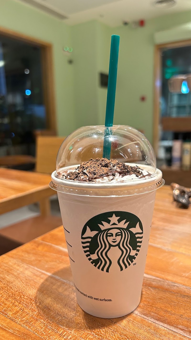 Starbucks - Kalyan Nagar - Starbucks - Kalyan Nagar, Shop No 12, Hermes Waves Mall, near Indian Bank, Prathamesh Society, Kalyani Nagar, Pune, Maharashtra 411006, India