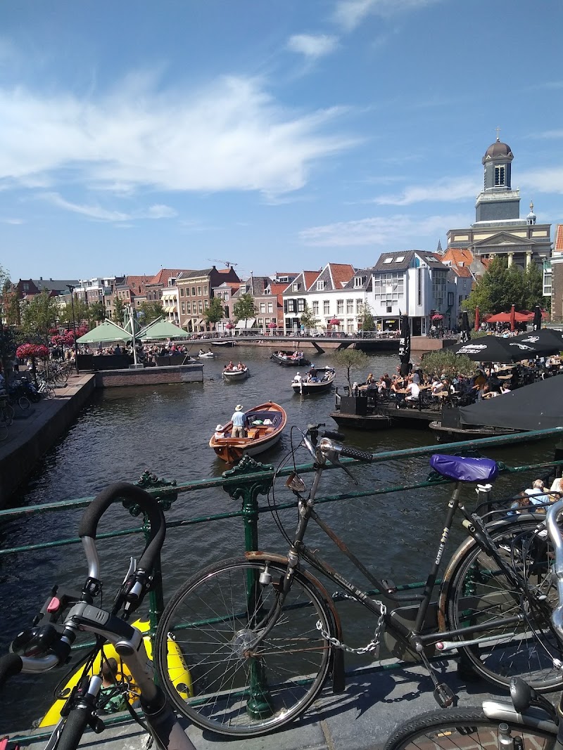 Annie's Terras Bar Restaurant - Annie's Terras Bar Restaurant Hoogstraat 1A, 2312 JA Leiden, Netherlands