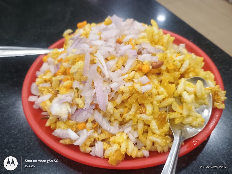 Davanagere Benne Dose ದಾವಣಗೆರೆ ಬೆಣ್ಣೆ ದೋಸೆ - Davanagere Benne Dose ದಾವಣಗೆರೆ ಬೆಣ್ಣೆ ದೋಸೆ, Police Station, 571, BEML Layout, opposite Carriyappa park parishudda jala, near R R Nagar, 4th Stage, Rajarajeshwari Nagar, Bengaluru, Karnataka 560098, India