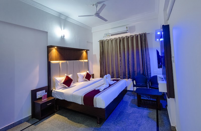 Hotel Durga International - Hotel Durga International, Bus Stand, near Udupi, Thenkpete, Maruthi Veethika, Udupi, Karnataka 576101, India