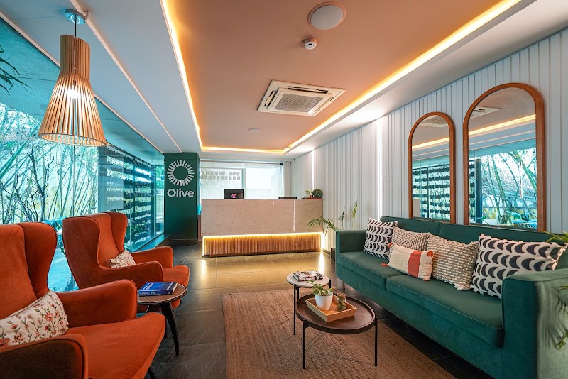 Olive Hotel MG Road Dunsvirk Inn by Embassy Group - Olive Hotel MG Road Dunsvirk Inn by Embassy Group Anil Kumble Circle, 103, Mahatma Gandhi Rd, Haridevpur, Shanthala Nagar, Shivaji Nagar, Bengaluru, Karnataka 560001, India