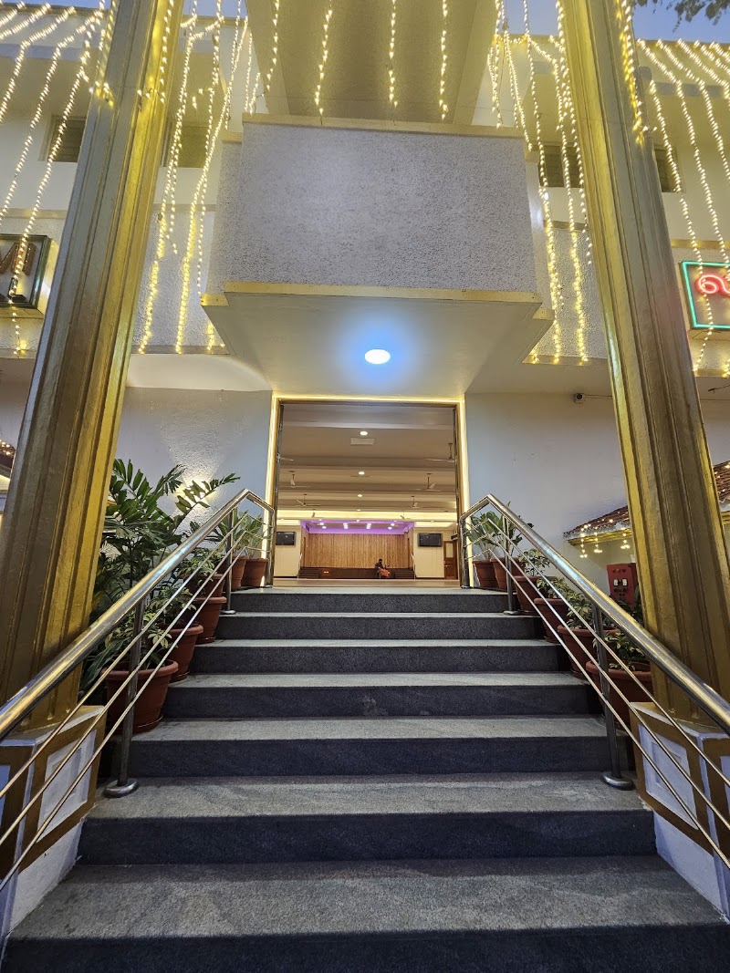 Lakshmi Hall - Ashok Nagar - Lakshmi Hall - Ashok Nagar 40, 1st Avenue, 100 Feet Road, Raghavareddy Colony, Zaffarkhanpet, Ashok Nagar, Chennai, Tamil Nadu 600083, India