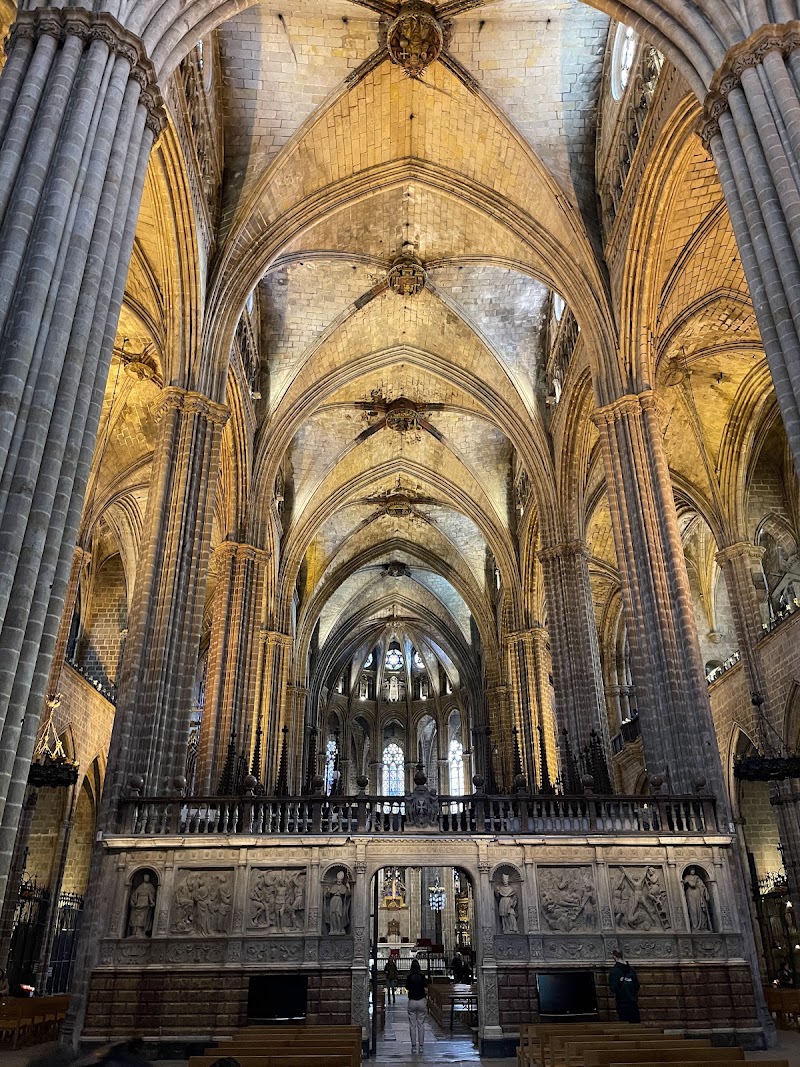 Roman Towers - Roman Towers Carrer del Bisbe, 12, Ciutat Vella, 08002 Barcelona, Spain