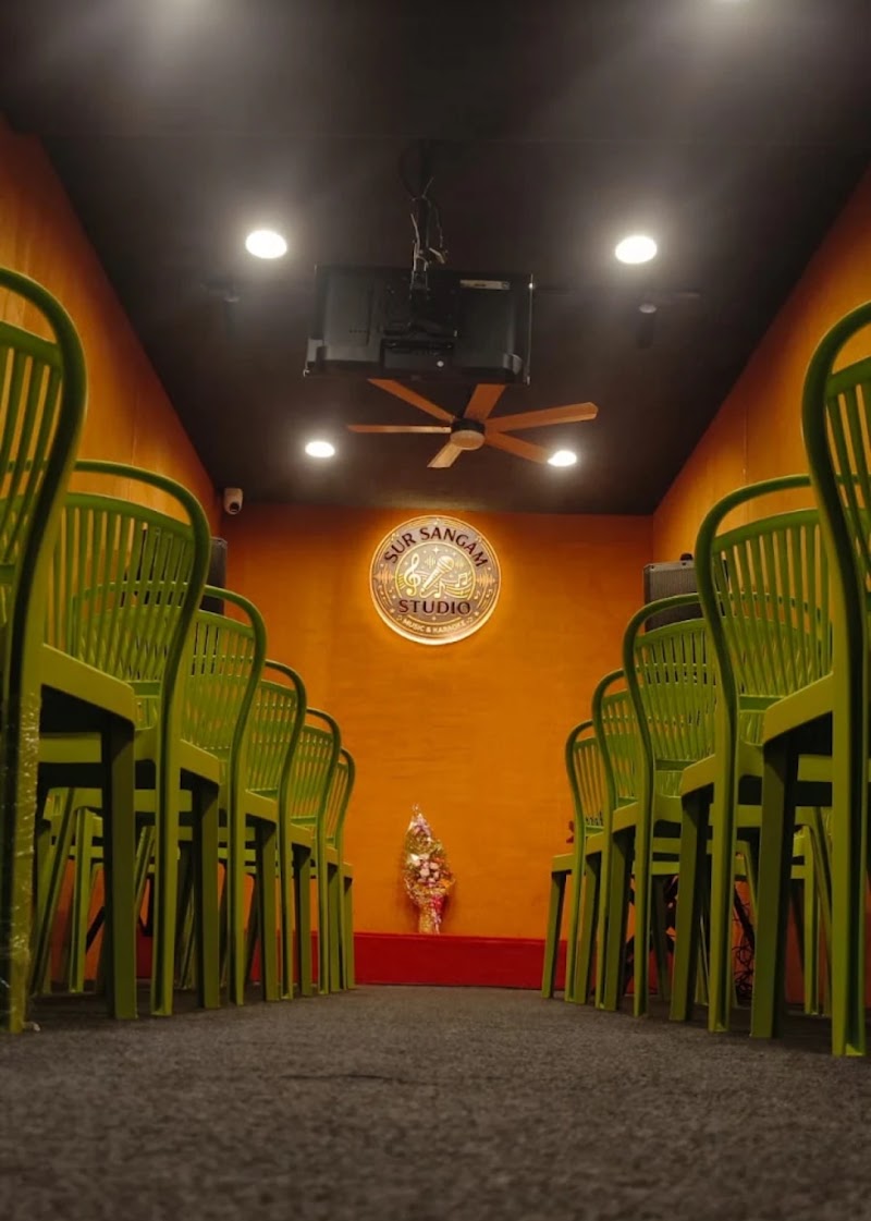 Sur Sangam Studio, Music and Karaoke - Sur Sangam Studio, Music and Karaoke Anand bhavan, Lal Bahadur Shastri Marg, near Shani Mandir, behind Gopalas Hotel, Ambedkar Nagar, Kanjurmarg West, Bhandup West, Mumbai, Maharashtra 400078, India