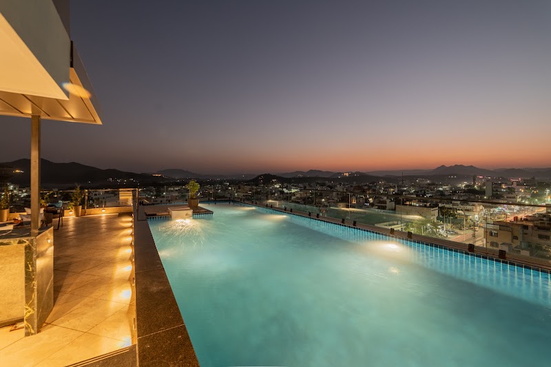 PINNACLE Udaipur - Boutique Rooftop Pool Hotel, Near the Lakes - PINNACLE Udaipur - Boutique Rooftop Pool Hotel, Near the Lakes 47, Sajjangarh Rd, opp. Dudhiya Ganeshji Temple, A-Block, Malla Talai, Udaipur, Rajasthan 313001, India