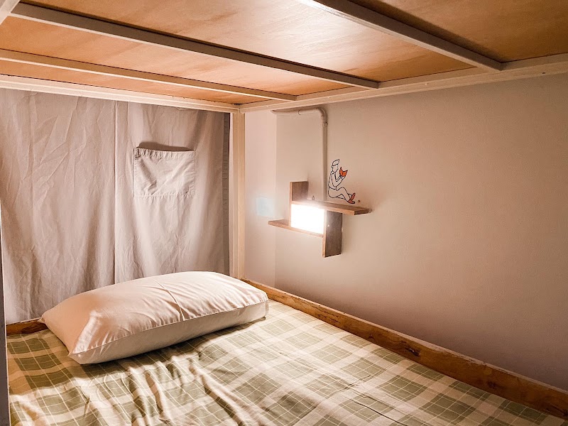 Green Sleep Hostel - Green Sleep Hostel 5/10 Soi 7, ถนน ราชดำเนิน Old City ตำบลศรีภูมิ Muang, เชียงใหม่ 50200, Thailand