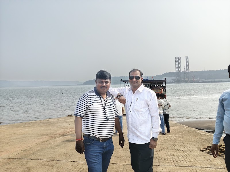 Tavsal ferry point - Tavsal ferry point, 76VQ+MQJ Arabian Sea, Tavasal, Maharashtra 415614, India