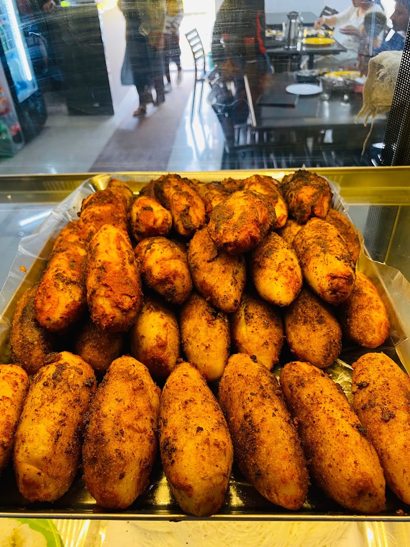 Paris Restaurant - Paris Restaurant College Rd, opp. to ram mandir, Stuart Hill, Madikeri, Karnataka 571201, India