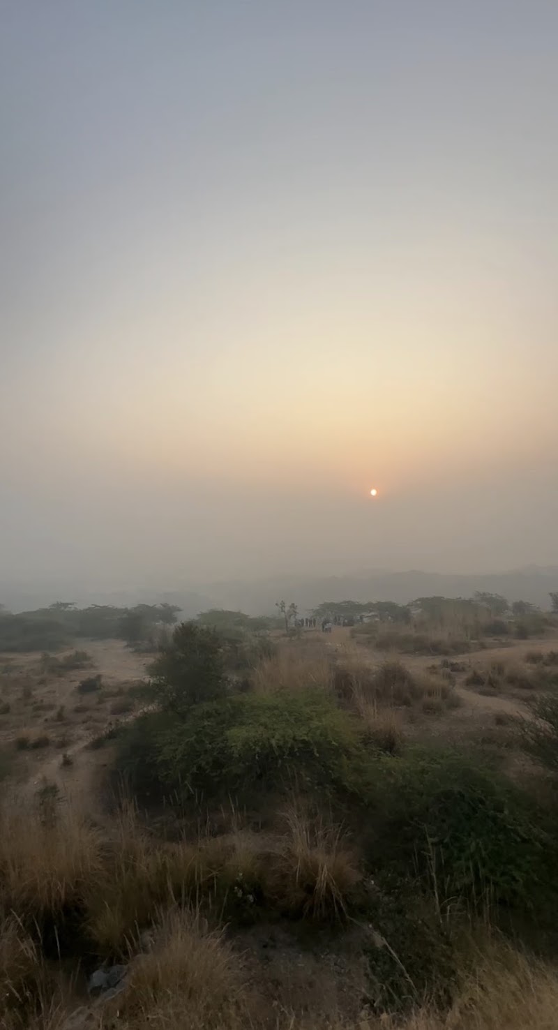 Aravalli Hills - Aravalli Hills 9X6V+GC, Gurugram, Haryana 122101, India