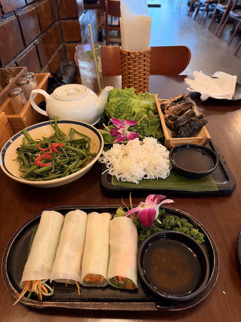 De Tham Restaurant - Vietnamese cuisine & vegetarian Food - De Tham Restaurant - Vietnamese cuisine & vegetarian Food 258 Đề Thám, Phường Phạm Ngũ Lão, Quận 1, Thành phố Hồ Chí Minh, Vietnam
