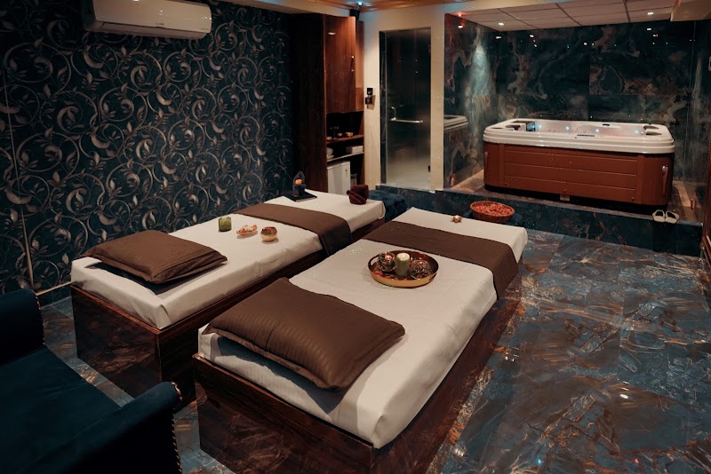 Souan Luxury Spa Jubilee Hills - Souan Luxury Spa Jubilee Hills Metro Pillar C1666, Road No. 36, above Manyavar, CBI Colony, Jubilee Hills, Hyderabad, Telangana 500033, India