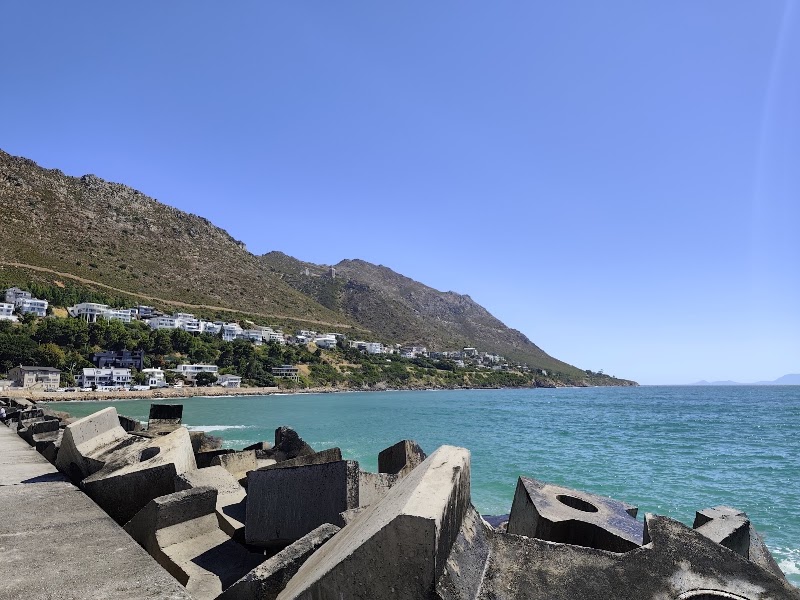 Gordon's Bay Yacht Club - Gordon's Bay Yacht Club, Beach Rd, Gordon's Bay, Cape Town, 7140, South Africa