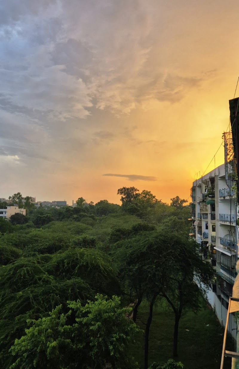 Royal Green Apartments - Royal Green Apartments, Andheria Mod, Mehrauli-Gurgaon Rd, Desu Colony, Vasant Kunj, New Delhi, Delhi 110070, India